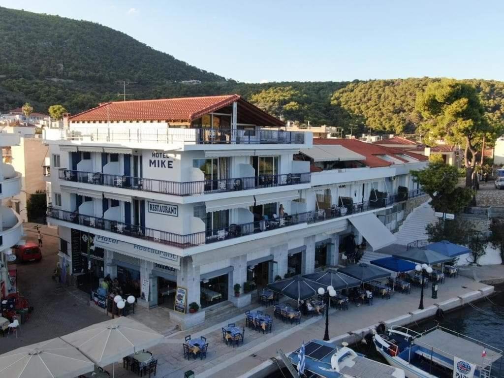 Hotel Mike Epidaurus Екстер'єр фото