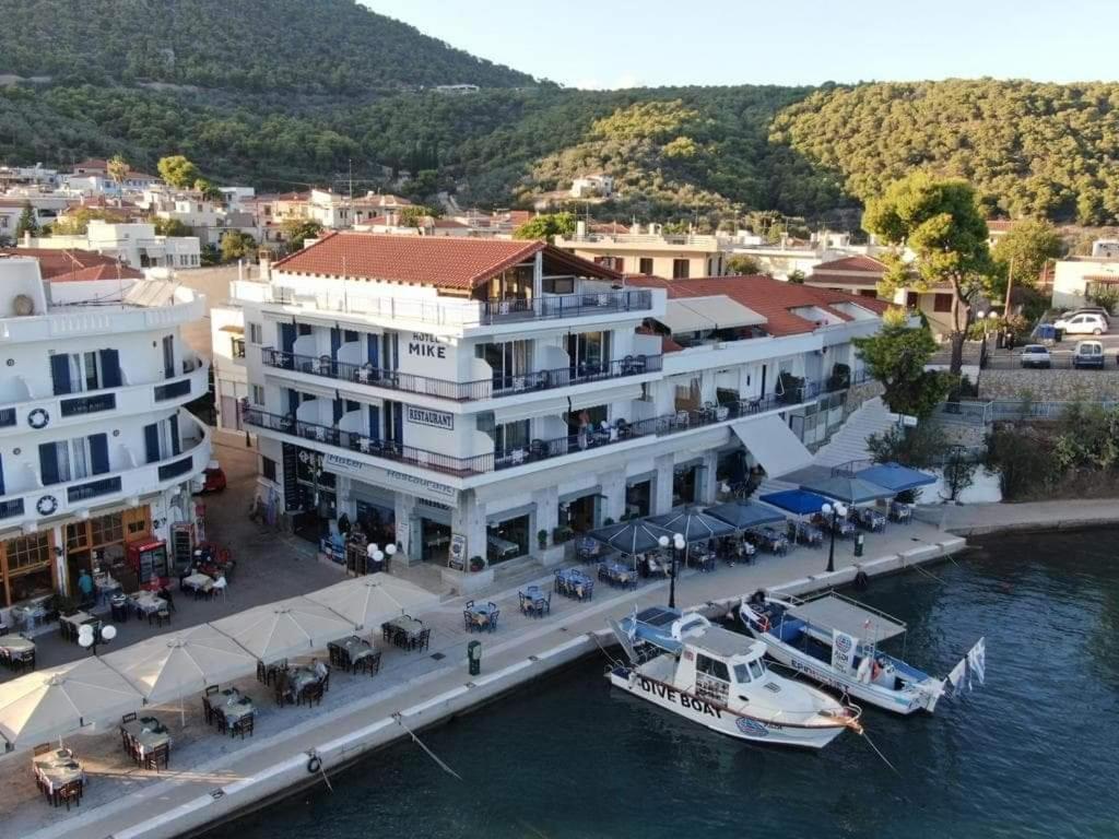 Hotel Mike Epidaurus Екстер'єр фото