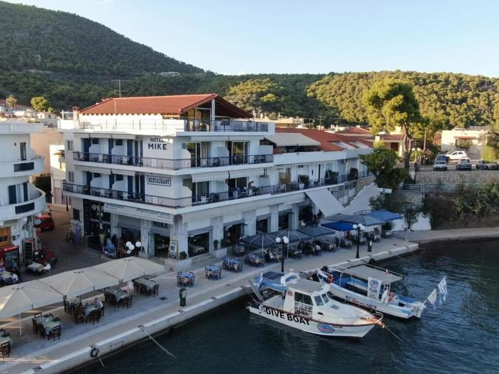Hotel Mike Epidaurus Екстер'єр фото
