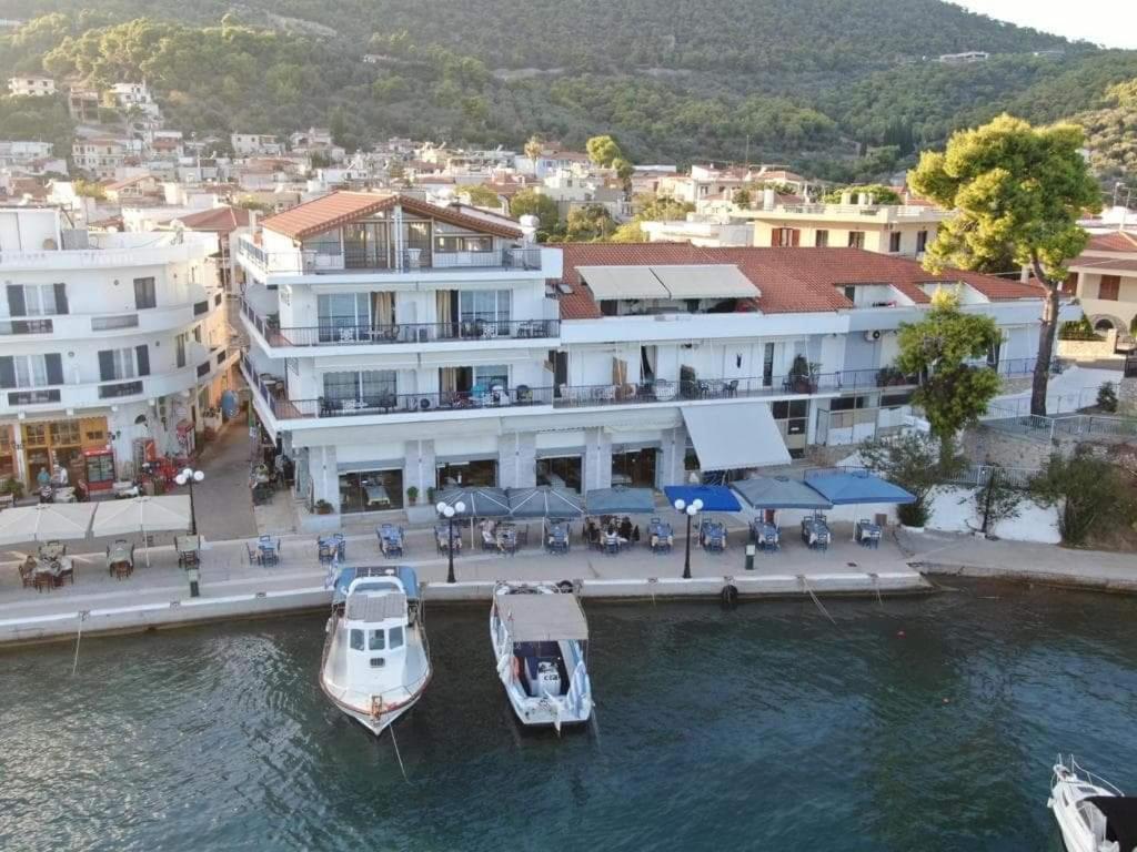 Hotel Mike Epidaurus Екстер'єр фото