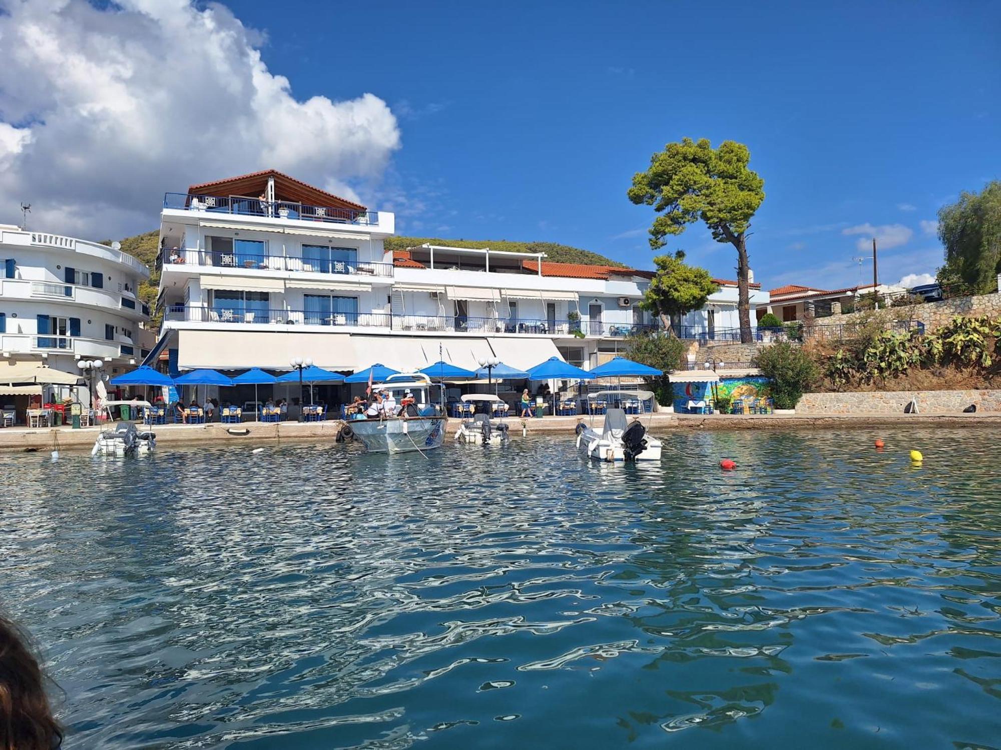 Hotel Mike Epidaurus Екстер'єр фото