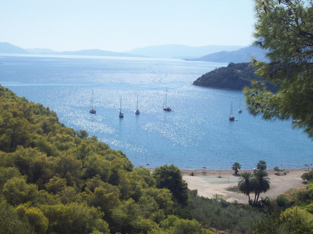 Hotel Mike Epidaurus Екстер'єр фото