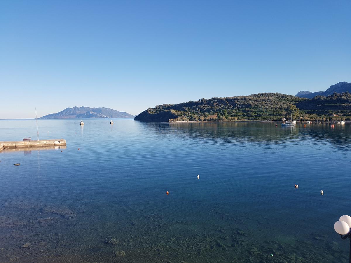 Hotel Mike Epidaurus Екстер'єр фото